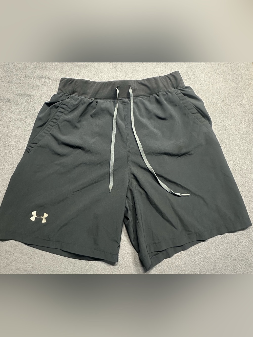Under Armour Men's Dark Gray Athletic Drawstring Shorts with Logo